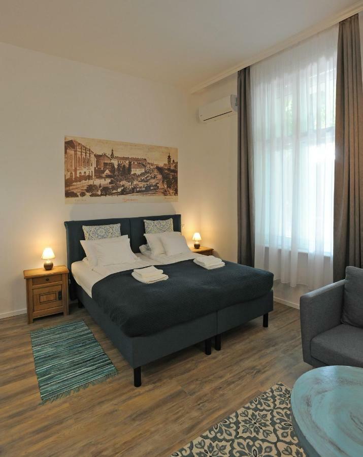 דברצן M37 Apartman מראה חיצוני תמונה
