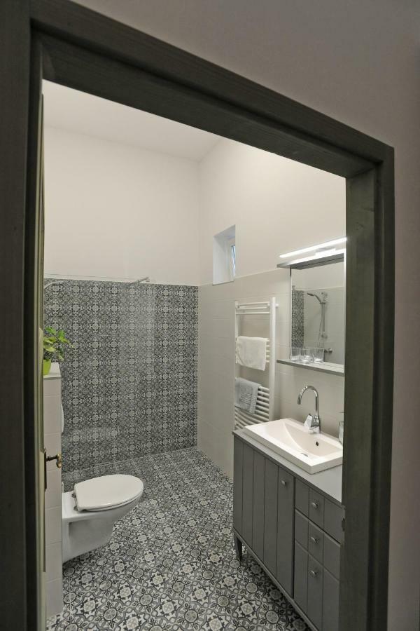 דברצן M37 Apartman מראה חיצוני תמונה