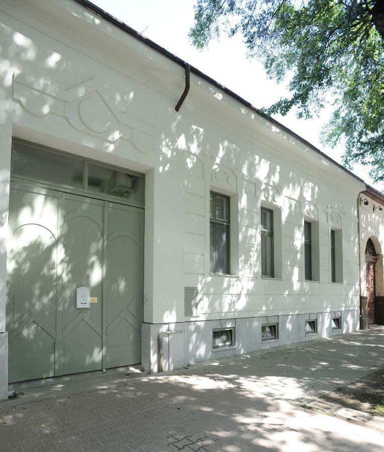 דברצן M37 Apartman מראה חיצוני תמונה