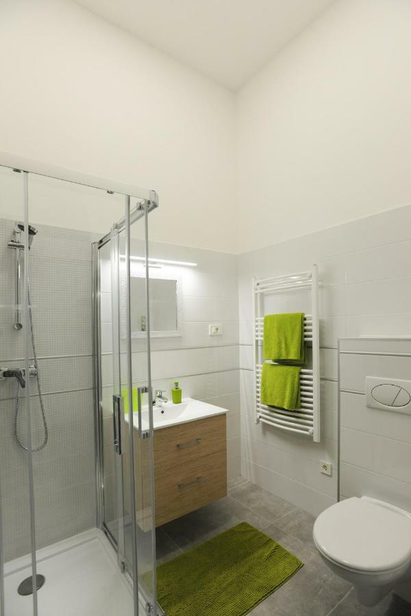 דברצן M37 Apartman מראה חיצוני תמונה