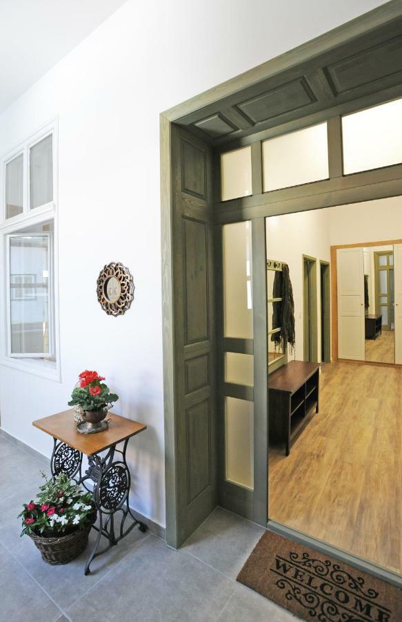 דברצן M37 Apartman מראה חיצוני תמונה